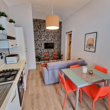 Apartamento Casa Din Din Turín Exterior foto