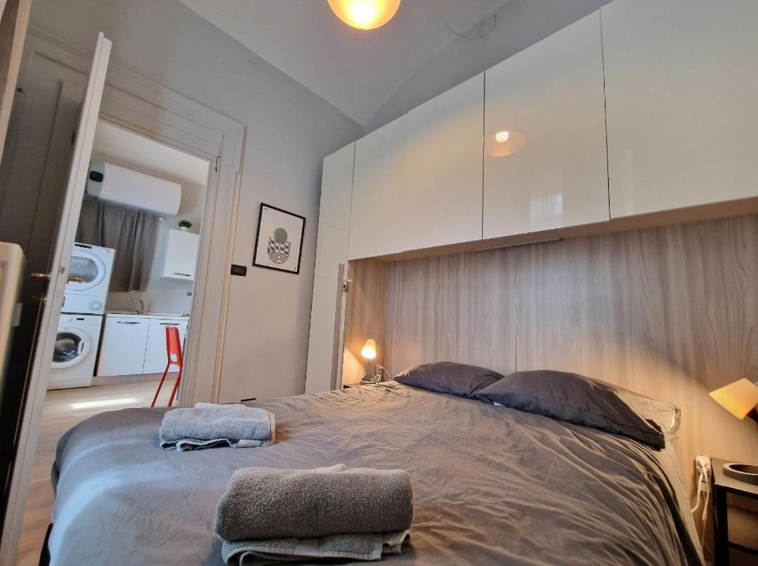 Apartamento Casa Din Din Turín Exterior foto