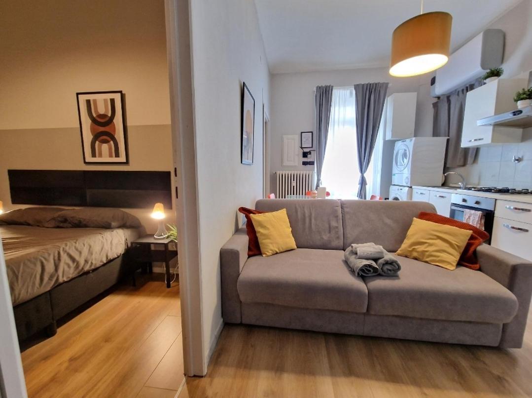 Apartamento Casa Din Din Turín Exterior foto