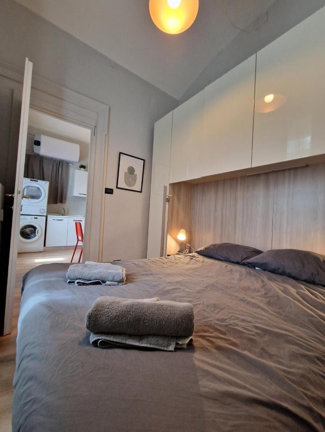 Apartamento Casa Din Din Turín Exterior foto